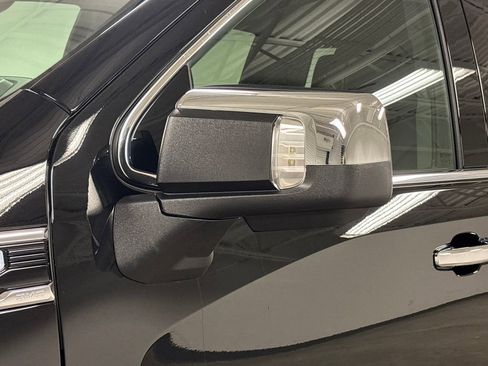 New 2026 GMC Sierra 1500 SLT image 11