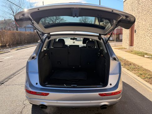 Used 2016 Audi Q5 2.0T Premium Plus w/ Technology Package image 12