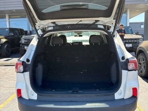 Used 2022 Ford Escape SEL w/ SEL Stealth AWD Package image 11