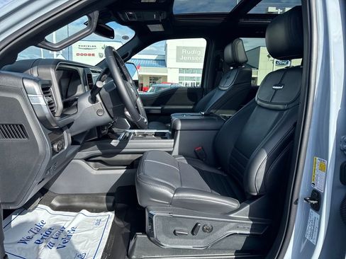 New 2026 Ford F350 Platinum image 9