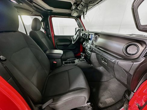 Used 2018 Jeep Wrangler Unlimited Sport S AWD/4WD image 29