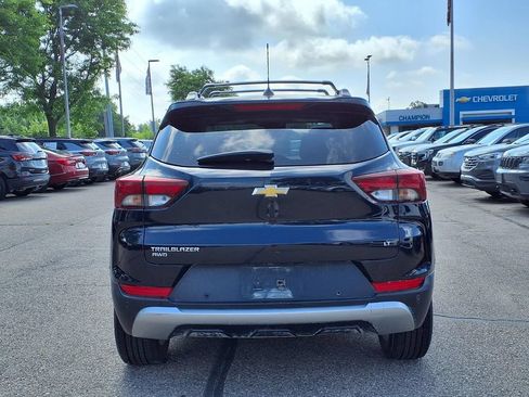 Used 2021 Chevrolet TrailBlazer LT w/ Premium Seating Package AWD/4WD image 5