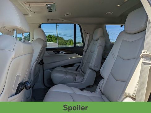 Used 2020 Cadillac Escalade Premium Luxury w/ LPO, Radiant Package RWD image 35