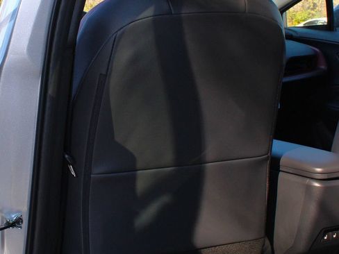 New 2026 Toyota Prius Plug-In Hybrid FWD image 18