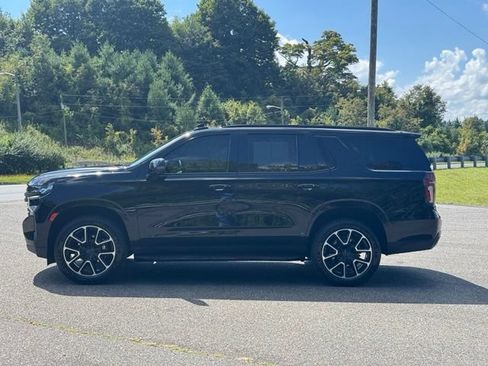 Used 2023 Chevrolet Tahoe RST w/ Luxury Package RWD image 4