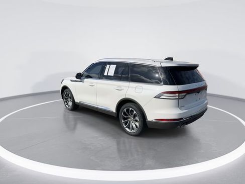 Used 2025 Lincoln Aviator Reserve w/ Illumination Package AWD/4WD image 5