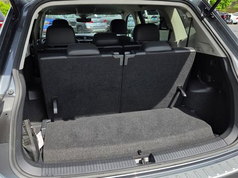 Certified 2023 Volkswagen Tiguan SE image 58