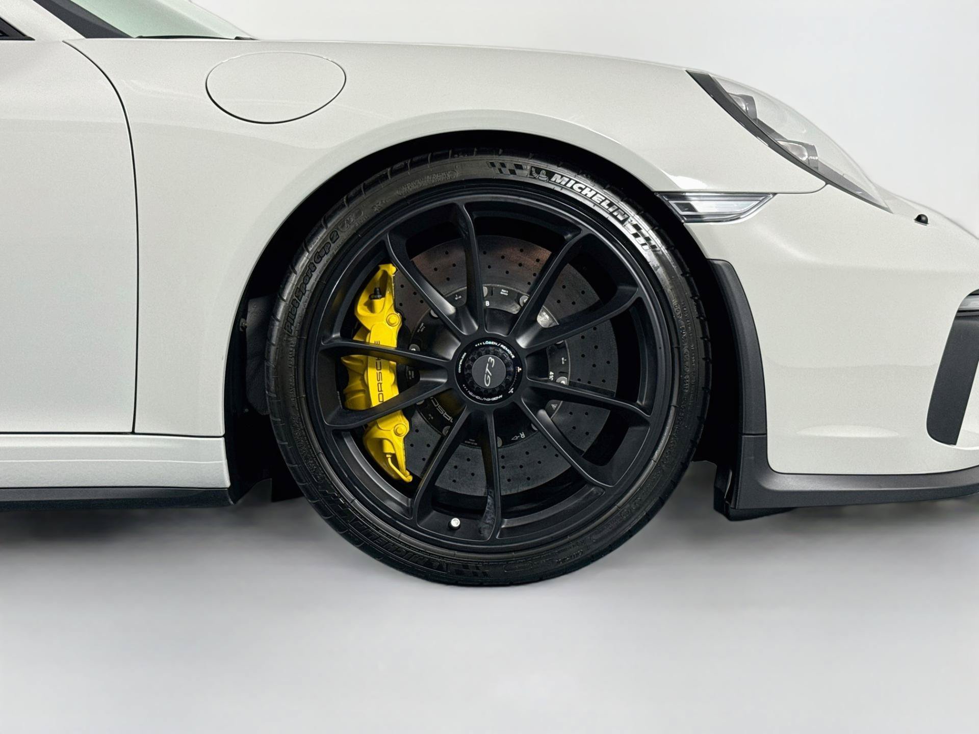 Used 2018 Porsche 911 GT3 RWD image 59