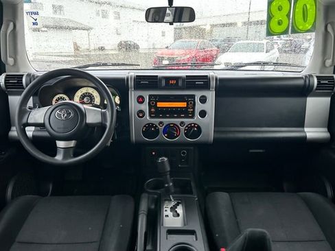 Used 2008 Toyota FJ Cruiser 2WD image 12