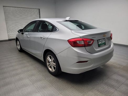Used 2017 Chevrolet Cruze LT FWD image 5