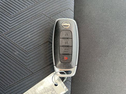 Certified 2023 Nissan Versa SV image 26