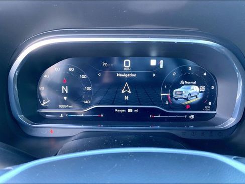 Used 2023 GMC Yukon XL SLT image 20