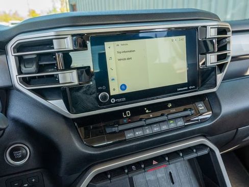 Used 2022 Toyota Tundra SR5 image 27