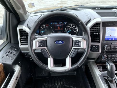 Used 2020 Ford F150 Lariat image 11