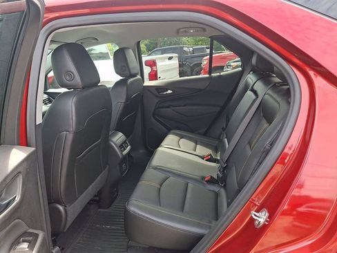 Used 2024 Chevrolet Equinox Premier AWD/4WD image 10