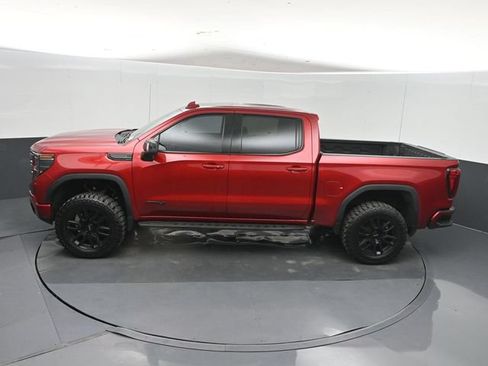 Used 2024 GMC Sierra 1500 AT4 w/ Technology Package AWD/4WD image 42