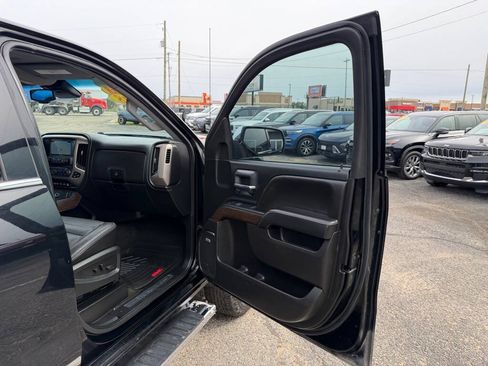 Used 2018 GMC Sierra 2500 Denali AWD/4WD image 55