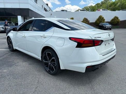 Certified 2023 Nissan Altima 2.5 SR AWD/4WD image 3