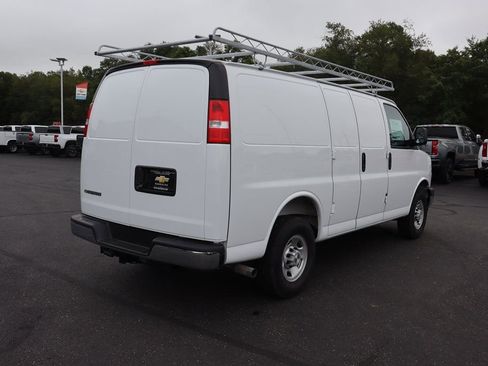 New 2025 Chevrolet Express 2500 w/ Driver Convenience Package RWD image 20