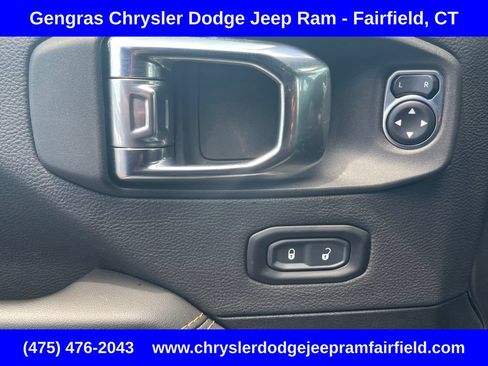 Certified 2025 Jeep Wrangler Unlimited Sahara AWD/4WD image 46