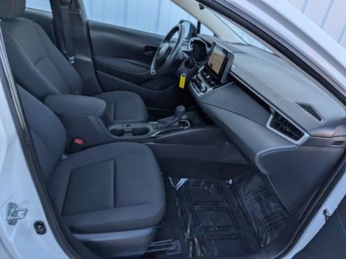 Used 2023 Toyota Corolla LE image 28