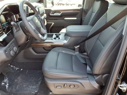 New 2026 Chevrolet Silverado 2500 LT w/ All Star Edition AWD/4WD image 6