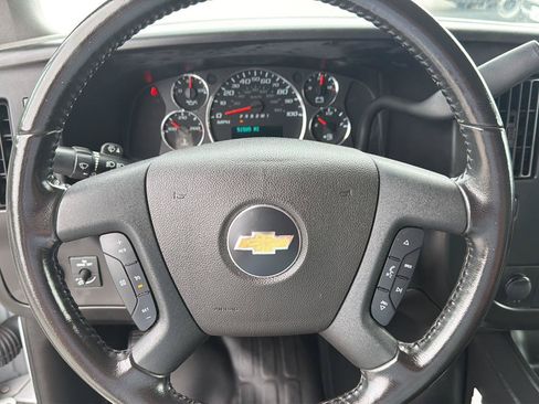 Used 2022 Chevrolet Express 2500 w/ Driver Convenience Package RWD image 17