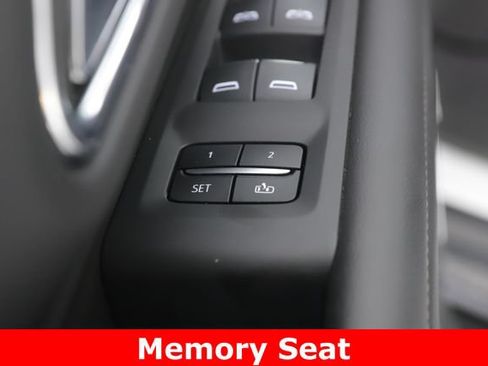 Used 2024 Chevrolet Tahoe High Country AWD/4WD image 22