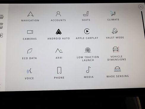 Used 2024 Land Rover Range Rover Sport Dynamic SE image 28