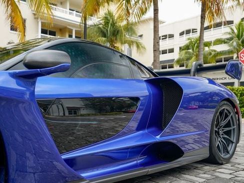 Used 2019 McLaren Senna image 10