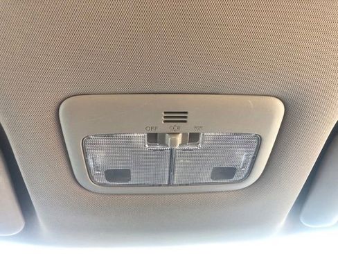 Used 2014 Toyota Corolla LE image 58