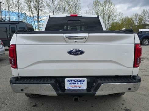 Used 2016 Ford F150 Lariat w/ Equipment Group 502A Luxury AWD/4WD image 7