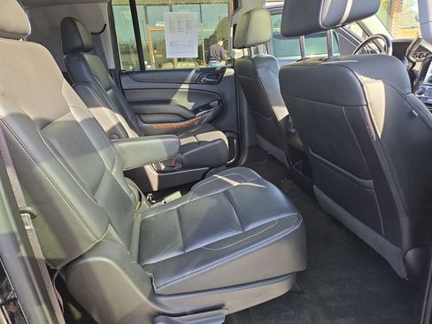 Used 2017 Chevrolet Suburban Premier image 28