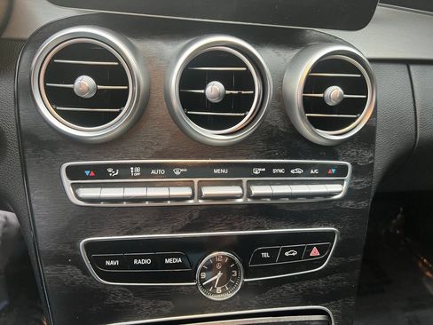 Used 2019 Mercedes-Benz C 43 AMG 4MATIC Sedan w/ Parking Assistance Package image 34