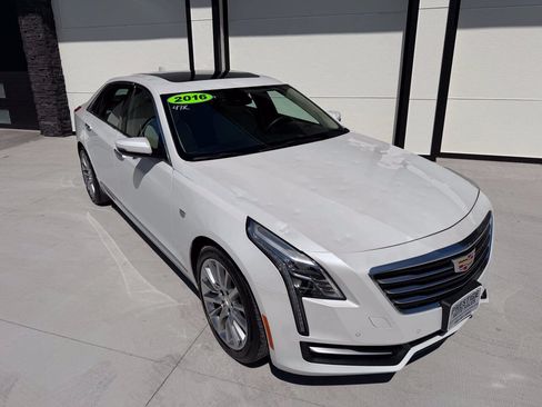 Used 2016 Cadillac CT6 3.6 AWD image 2