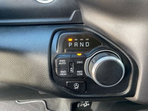 Used 2020 RAM 1500 Big Horn image 12