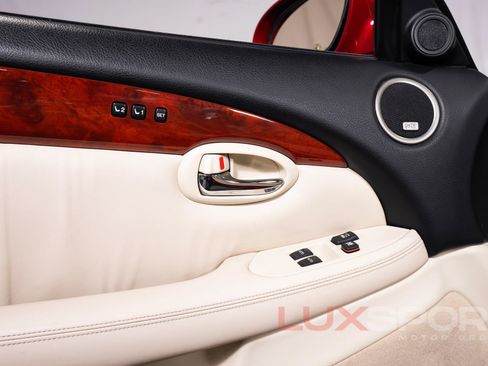 Used 2008 Lexus SC 430 Convertible RWD image 19