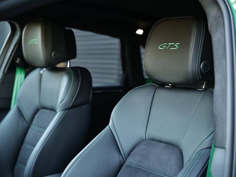 New 2026 Porsche Macan GTS image 25