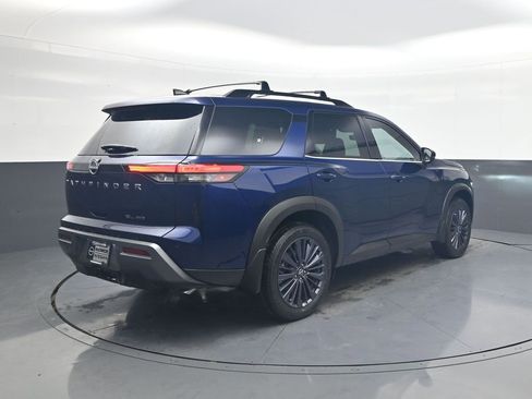 New 2026 Nissan Pathfinder SL image 7