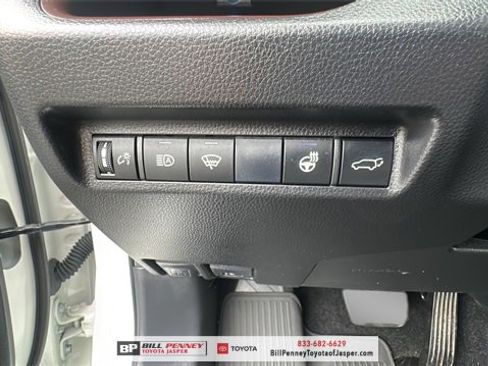 Used 2020 Toyota RAV4 Limited image 20