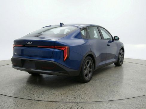 Used 2025 Kia K4 image 9