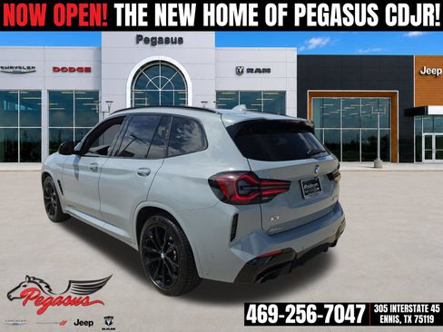 Used 2024 BMW X3 M40i w/ Parking Assistance Package AWD/4WD image 3