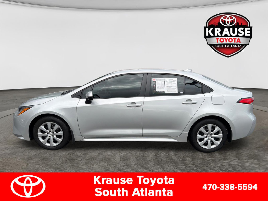 Used 2025 Toyota Corolla LE FWD image 4