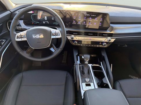 New 2025 Kia Telluride LX image 16