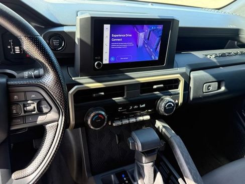 Used 2024 Toyota Tacoma SR RWD image 15