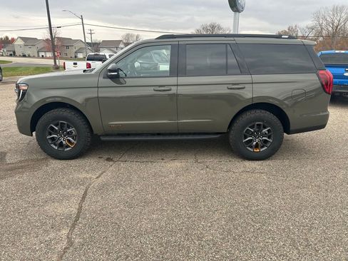 New 2025 Ford Expedition Tremor image 4