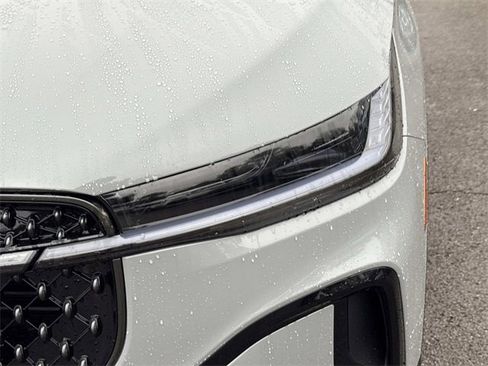 New 2026 Lincoln Nautilus Premier w/ Jet Appearance Package image 10