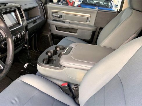 Used 2016 RAM 1500 Express RWD image 14