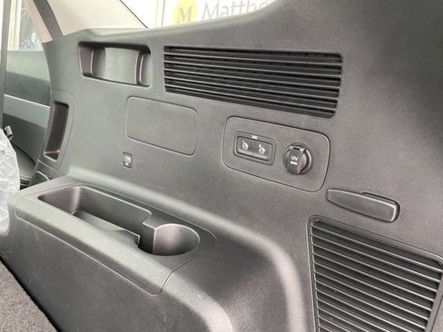 Certified 2023 Kia Sorento S w/ Panoramic Sunroof Package image 35