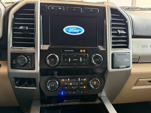 Used 2019 Ford F250 XLT AWD/4WD image 12